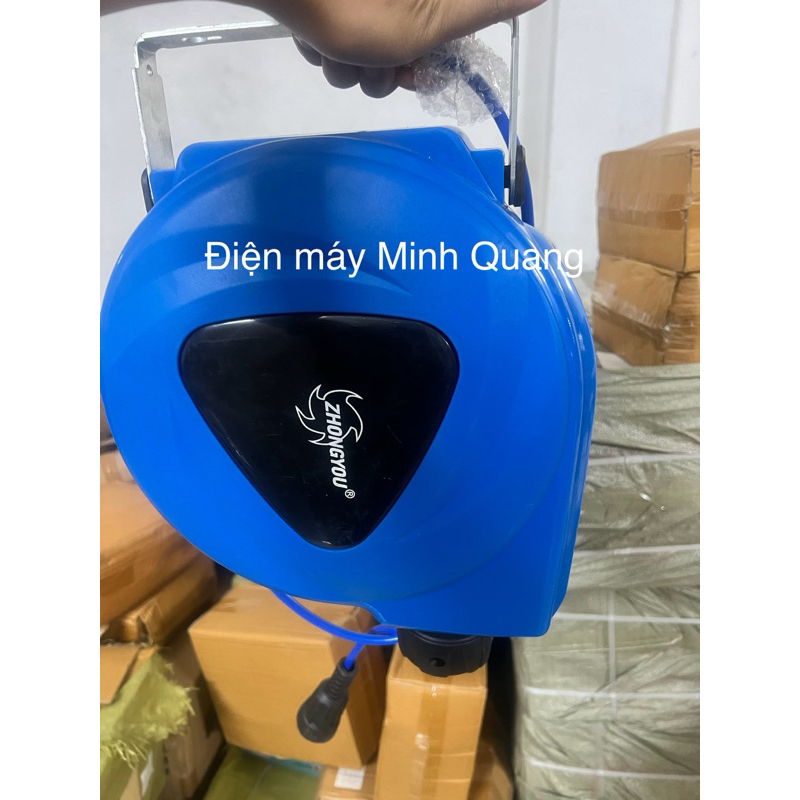Cuộn dây tự rút phi 12 xịn dài 9m