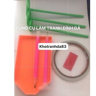 - (khay bé , bộ lăn băng dính , 9v , 3v , sáp ) Bộ dụng cụ làm tranh đính đá