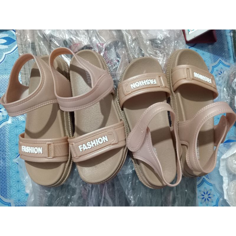 Giày Dép Nữ.Sandal quay hậu nữ học sinh.sz.36_40