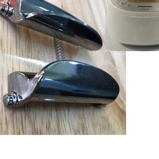 Lẫy Khóa nắp Nồi cơm cao tần Panasonic Sr HG181p / Sr HG153  / Sr SY101  /  Sr SY102 /  Sr HC101