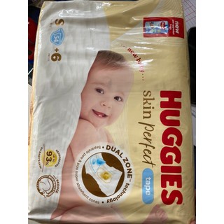 Mẫu Mới - Bỉm Huggies dán S54 miếng S88 miếng dành cho trẻ (4-8kg).