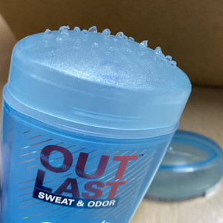 Gel Khử Mùi Secret Outlast Invisible Solid 73g