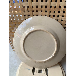 dĩa cạn viền đỏ gốm cao lanh