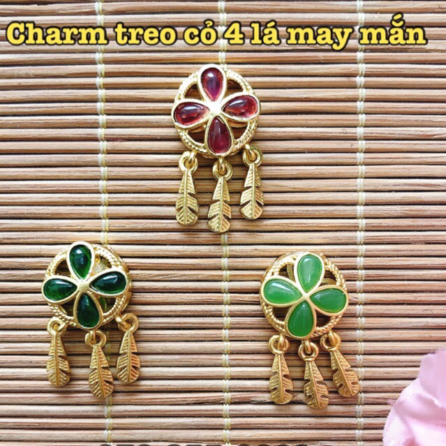 Charm treo cỏ 4 lá may mắn