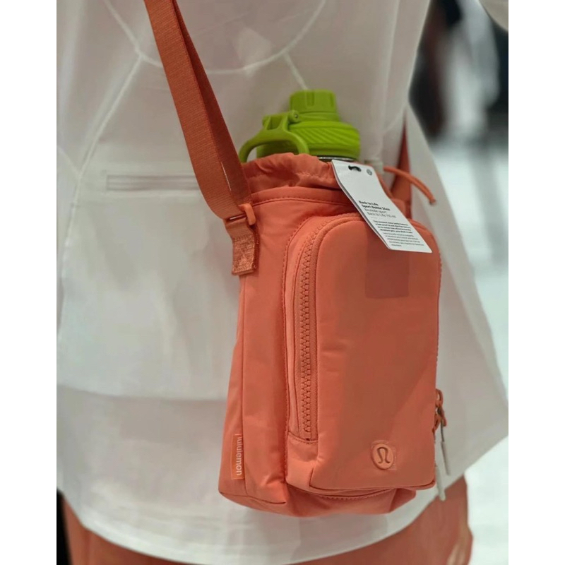 Túi Lululemon đựng bình nước