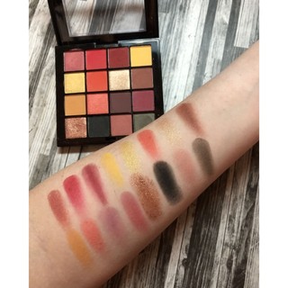 (THANH LÝ) Phấn Mắt NYX Ultimate Eye Shadow Palette - Phoenix. Màu Mắt Đỏ Ấm. Bảng Mắt