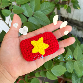Móc khoá len, kẹp tóc lá cờ Việt Nam bằng len ❤️