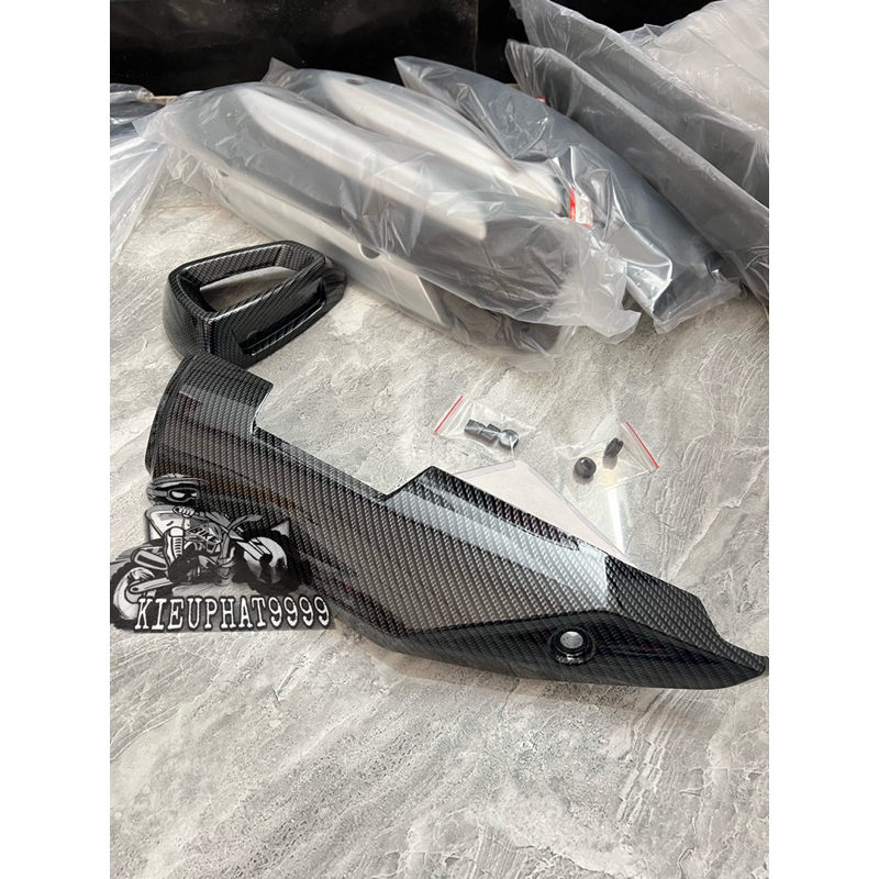 Ốp pô/ che pô winner x Carbon