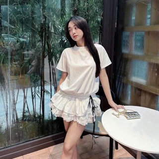Set áo phông mix chân váy tầng tôn dáng mềm mại by Charmie