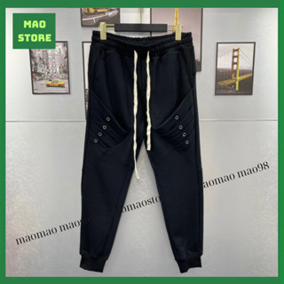 Quần Jogger Dài Nam Obsess Amiri Nỉ Chân Cua Thêu Mang Xếp Li Bấm Lỗ Bạc Phối Nắp Túi Sau Cho Các Boy Phố Đi Chơi 2024