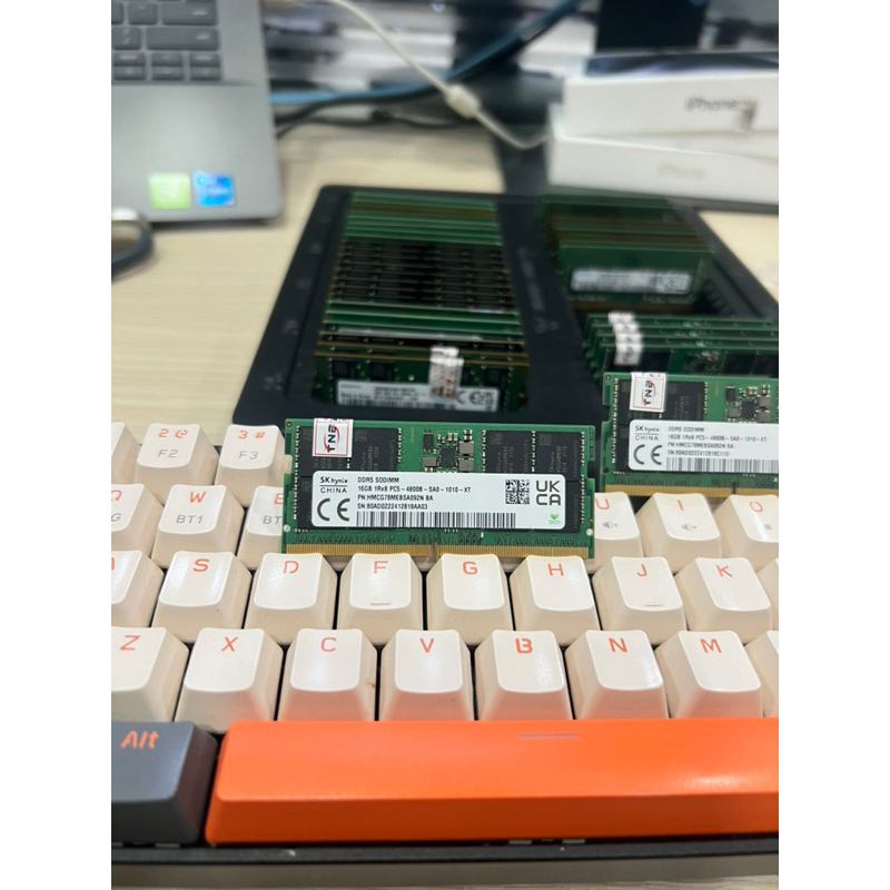 Ram laptop DDR5  8Gb /16GB Bus 5600/4800Mhz.Chính hãng,bảo hành hành 3 năm ( giao hãng ngẫu nhiên )