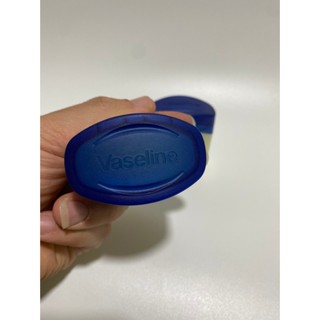 Kem chống nẻ Vaseline 49g USA (Sáp dưỡng ẩm)