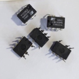 5 con IC LNK305PN