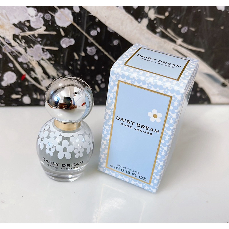 Nước hoa nữ Marc Jacobs Daisy Dream 4ml