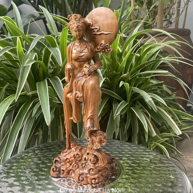 Tượng hằng nga gỗ thơm