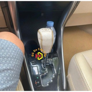 [Đầm tay] Boc da bò cần số Toyota Rush (AT) bằng da bò thật