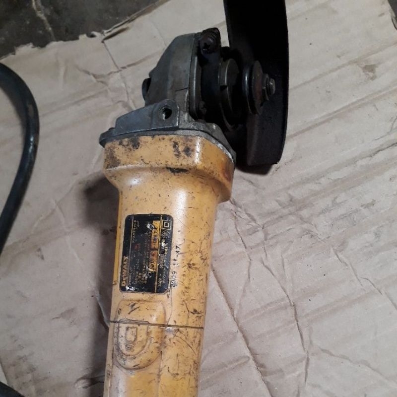 Máy mài góc Dewalt,Hilti, Makita,Toshiba, Hitachi nhật bãi máy cắt cầm tay nhật bãi sài điện 100V