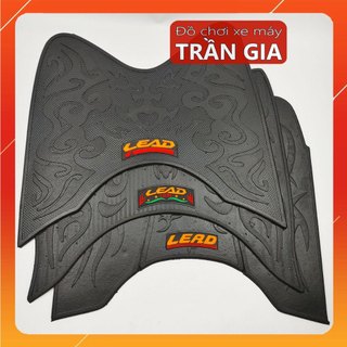 Thảm lót để chân xe Lead đời cũ, đời mới - tấm trải sàn gác chân cao su