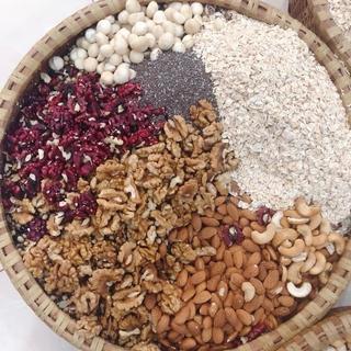 COMBO 1KG BỘT NGŨ CỐC CHO BẦU - LỢI SỮA - TĂNG CÂN - GIẢM CÂN SHOP MẸ RÔ (2 HỘP NHỎ)