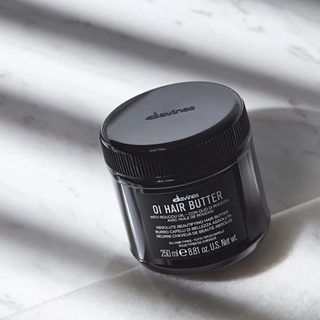 DẦU HẤP DAVINES OI HAIR BUTTER 250ML tặng lược