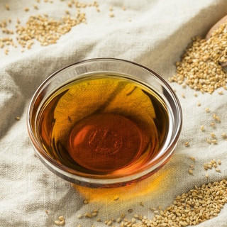 Dầu mè đen AJINOMOT 70G