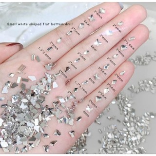 Hủ đá mix trang trí móng