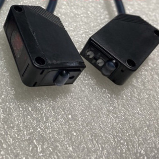 Cảm biến quang  E3Z-T61(1 đôi)