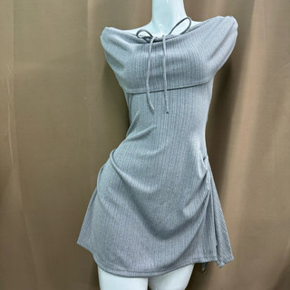 Đầm xoè cổ đổ dáng ngắn tôn body sang trọng sexy