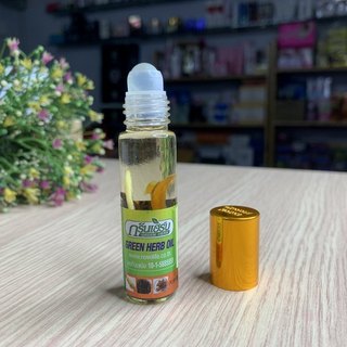 1 Chai dầu lăn sâm thái lan nắp vàng