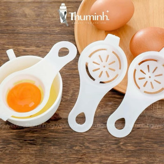 Dụng Cụ Tách Lòng Đỏ Trứng Gà