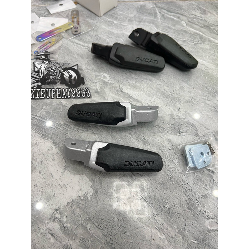 Gác Chân Sau Ducati Giá 1 Cặp
