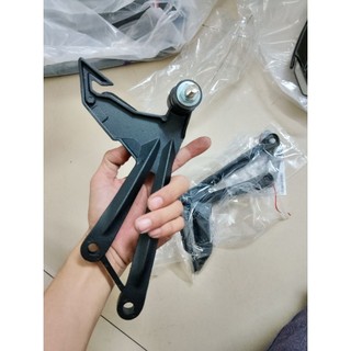 Gác chân Z1000 gắn xe exciter 150