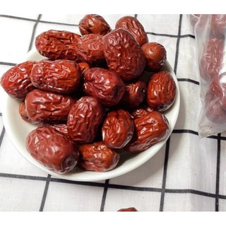 TÁO ĐỎ TÂN CƯƠNG HAT TO ( 100GR -500GR )