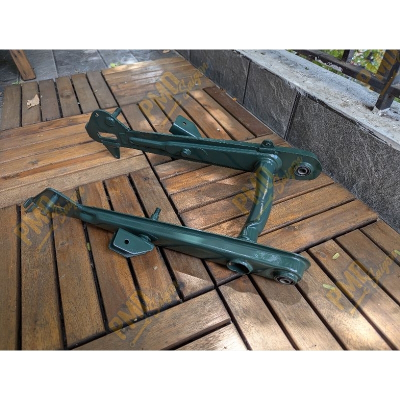 Gắp 3 tầng, cảng sau cub 81 đời đầu màu xanh bả đậu