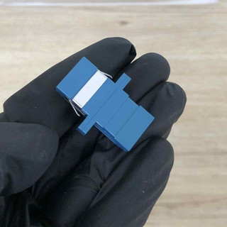 2 cái Đầu nối quang LC/UPC, single mode, Duplex, Adapter