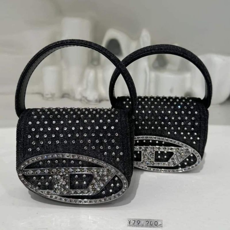 Túi Diesel authentic e sẵn ship :)