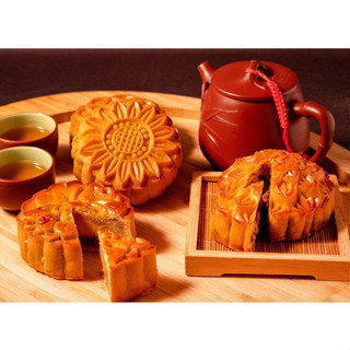   300GR  Bánh Nướng Trung Thu Nhân Thập Cẩm - Đậu Xanh 