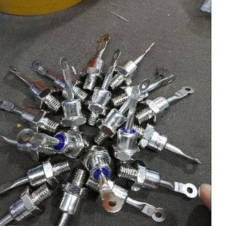 Diot  Nạp 20A Và 30A China - Giá 1 Chiếc