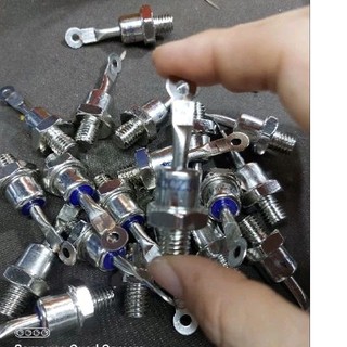 Diot  Nạp 20A Và 30A China - Giá 1 Chiếc