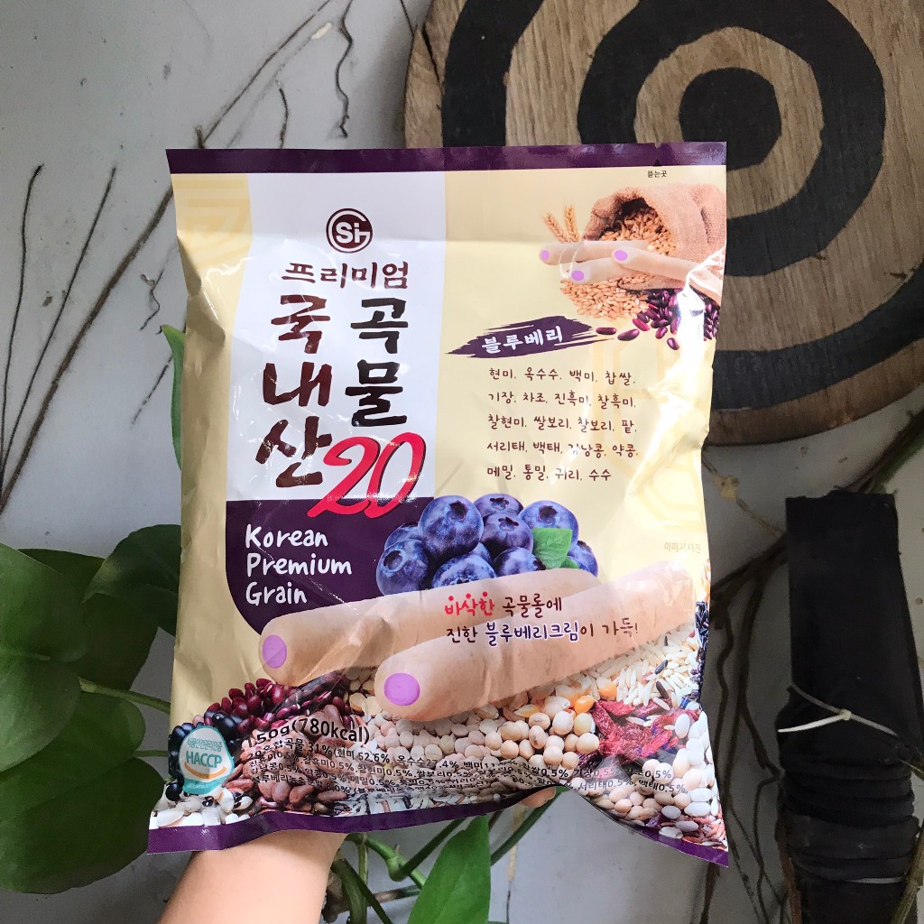 Bánh Ống Ngũ Côc Hàn Quốc 20 Loại Hạt Nhân Kem Việt Quất Korean Premium Grain Bluberry (Gói 150g)