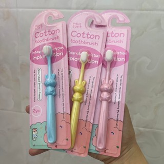 Bàn chải đánh răng lông mềm an toàn cho nướu bé