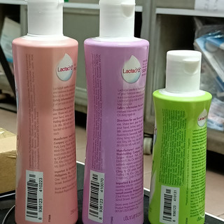Dung dịch vệ sinh Lactacyd