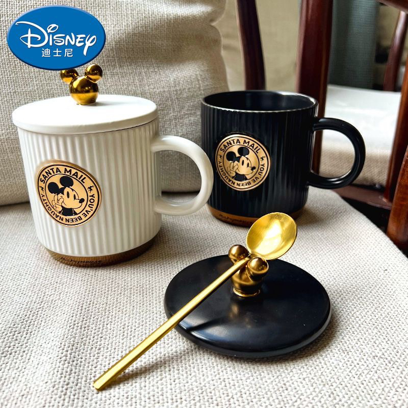 Cốc sứ Mickey Disney Santa Mail