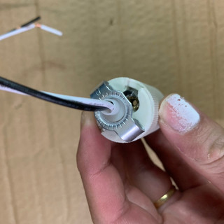 Linh kiện đui đèn E14 bằng sứ chịu nhiệt dùng để trang trí, thay thế, diy Có bát hoặc không bát