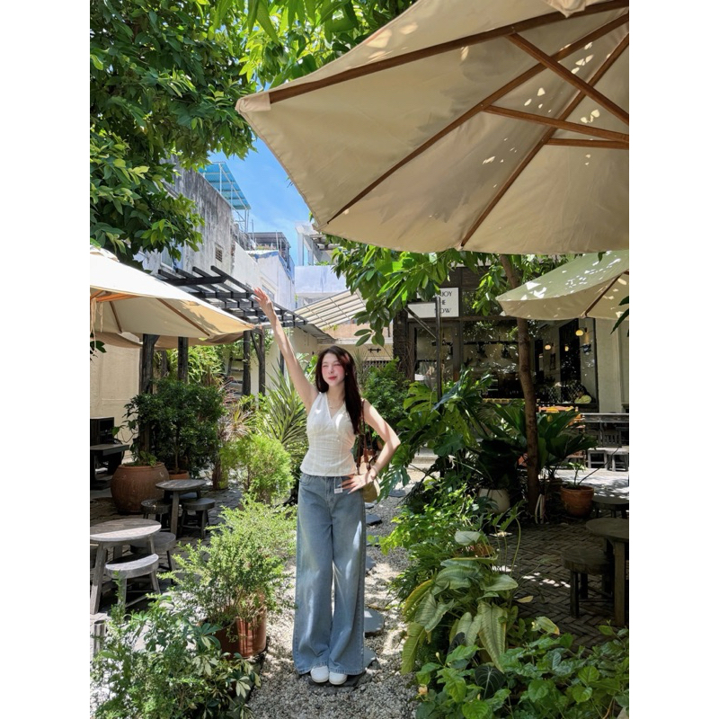 (ẢNH OLDSCHOOL) Áo ren xô cổ V sát nách buộc dây sau QC099 | BigBuy360 - bigbuy360.vn