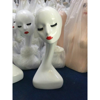 Đầu manocanh đội tóc, nón (đầu nghiêng vẽ môi cao 53cm)