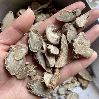 Củ nghệ đen sấy khô 500g