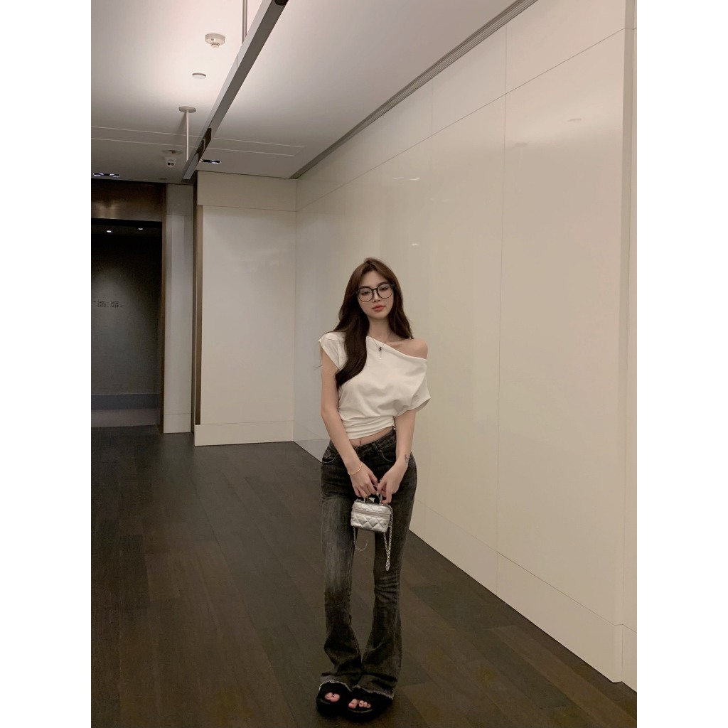 Áo trễ vai nữ cánh rơi áo thun croptop lệch vai chất tăm co giãn kiểu dáng thời trang A185 PANOSI | BigBuy360 - bigbuy360.vn