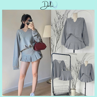 Set Bộ Tiểu Thư Chất Liệu Len Tăm Màu Ghi 2 Món Gồm Áo Dài Tay Xẻ Cổ + Chân Váy Xếp Ly