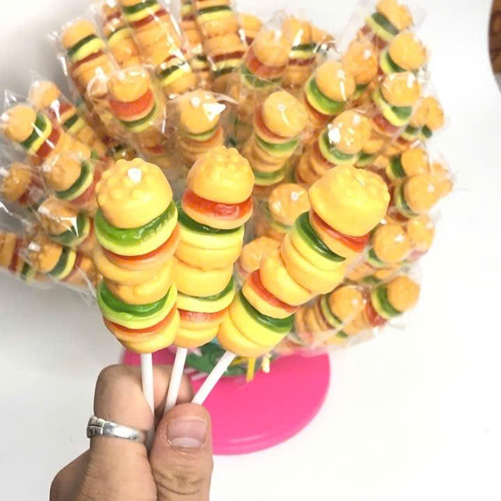 Lẻ: 1 xiên kẹo dẻo trái cây hambuger